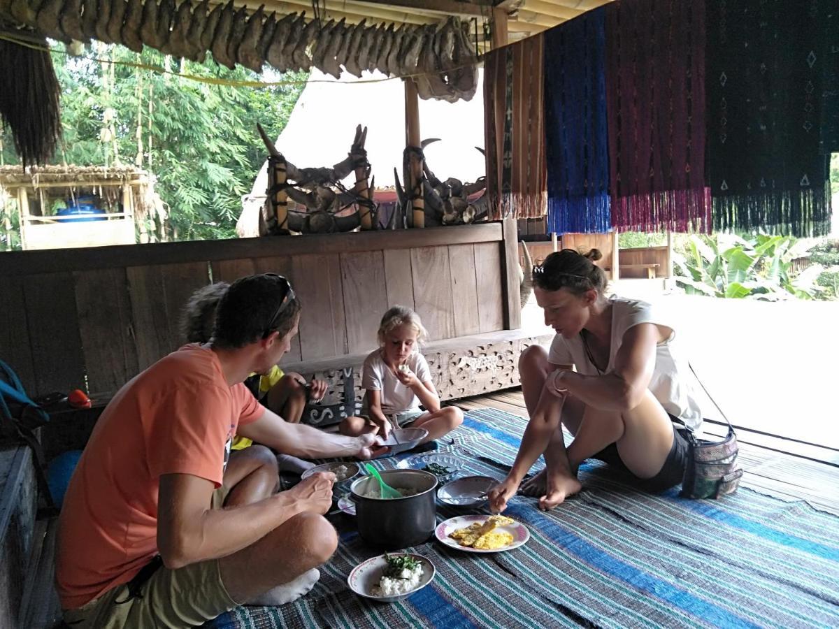 Arnolds Familly Homestay Bajawa Exterior foto